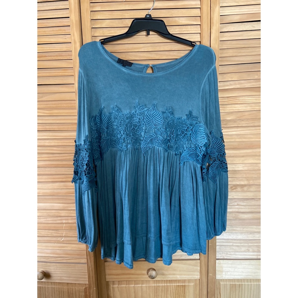 Pol Lace Tunic